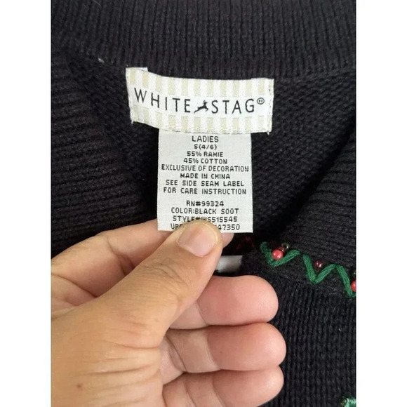 WHITE STAG Women Black Full Zip Collar Floral Embroidered Sweater Vest Small - Picture 3 of 9